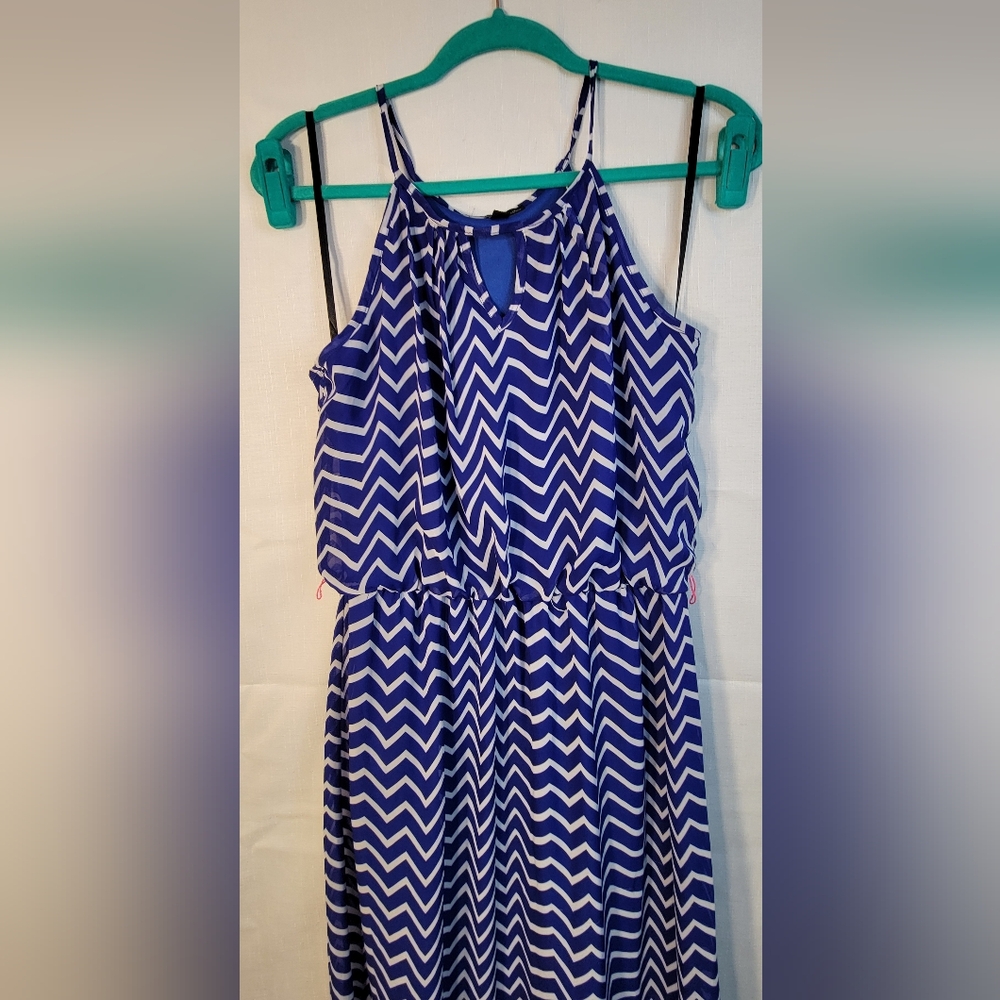 City Triangles Navy Blue Chevron Print Maxi Dress Size M